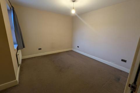 2 bedroom flat to rent, Front Street, Durham DH1