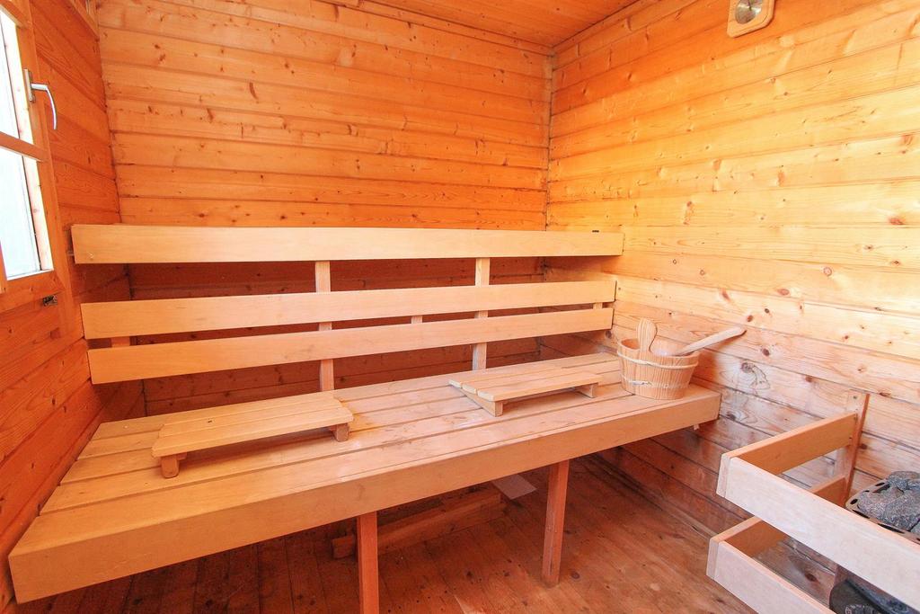 SAUNA B.jpg