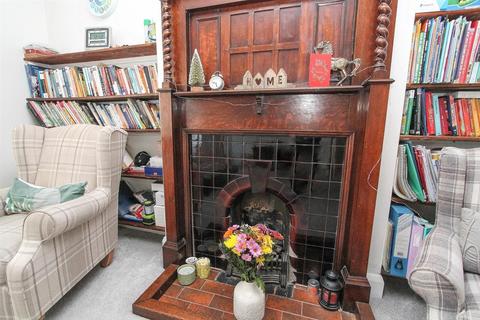5 Willis Avenue, Sutton, SM2 5HS
