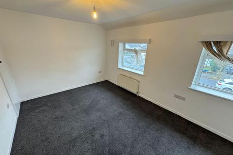 2 bedroom semi-detached house to rent, Hernefield Road, Shard End, Birmingham