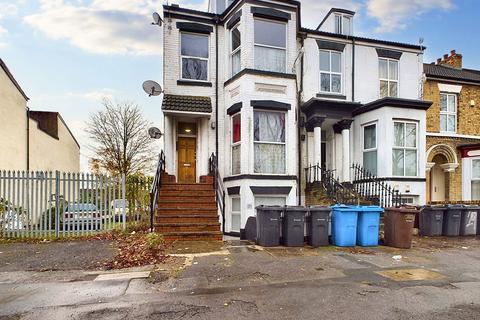 1 bedroom flat for sale, Anlaby Road, Hull, East Riding of Yorkshire, HU3 6AB