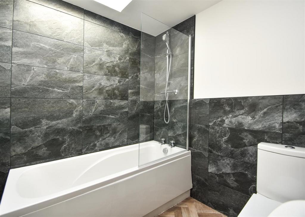83 A Goldthorn Hill-06.jpg