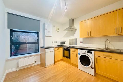 2 bedroom flat to rent, Moray Court, Rutherglen, Glasgow, G73