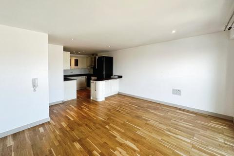 1 bedroom flat to rent, St. Johns Gardens, Greater Manchester BL9