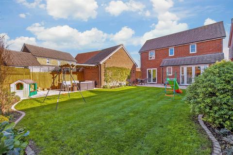 3 bedroom detached house for sale, Jodrell Place, Selsey, Chichester, West Sussex