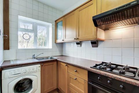 2 bedroom flat for sale, Shepherds Bush Road, Hammersmith W6 7PJ