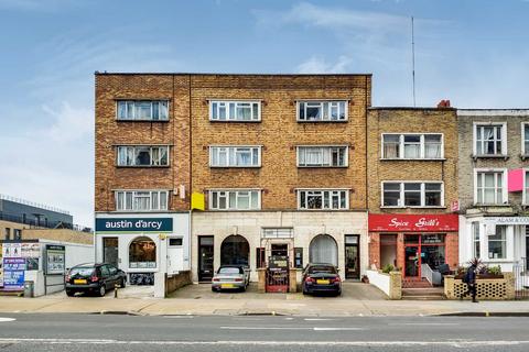 2 bedroom flat for sale, Shepherds Bush Road, Hammersmith W6 7PJ