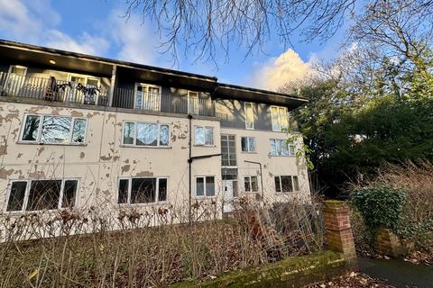 1 bedroom flat to rent, Brantingham Road, Manchester, M16 8QG