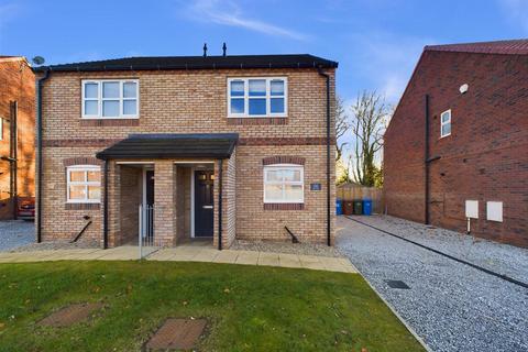 2 bedroom semi-detached house for sale, 66 New Walk, Driffield, YO25 5LE