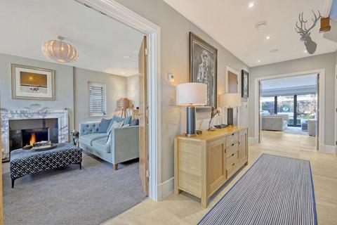 Mulberry House Loughton Lane, Theydon Bois, Epping, CM16 7JY