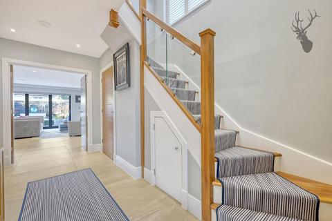Mulberry House Loughton Lane, Theydon Bois, Epping, CM16 7JY