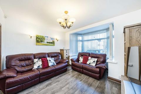 5 bedroom house to rent, Rydal Crescent, Greenford UB6