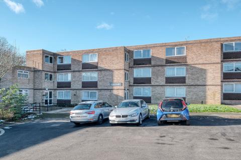 Flat 3a, Elm Court Elm Green Close, Worcester, WR5 3HD