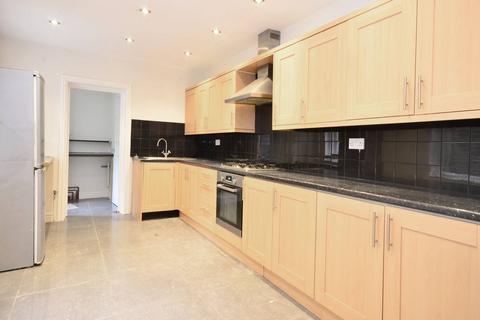 4 bedroom terraced house to rent, St Anns Crescent, Earlsfield, London, SW18