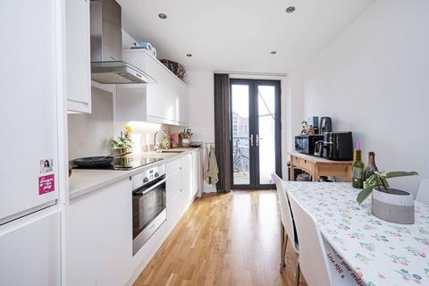 2 bedroom flat for sale, Hackney Road, Shoreditch, London, E2