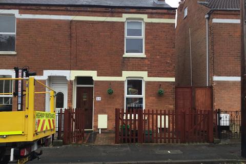 3 bedroom semi-detached house to rent, Leonard Road, Gloucester GL1