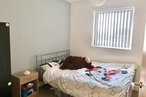 2 bedroom flat to rent, Ladywell Point,