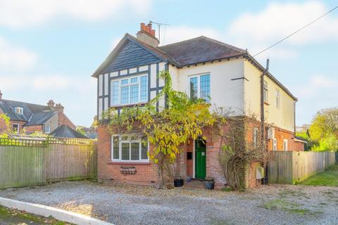 4 bedroom detached house for sale, Nightingale Road, Wendover, Aylesbury