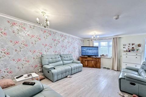 4 bedroom terraced house for sale, Sycamore Avenue, Washington, Tyne and Wear, NE38 9BH