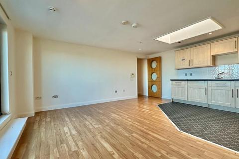 2 bedroom apartment to rent, Flat 51, Regency House 35, Queens Road, Coventry, CV1