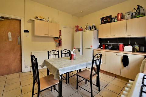 undefined, 28 Welton Place