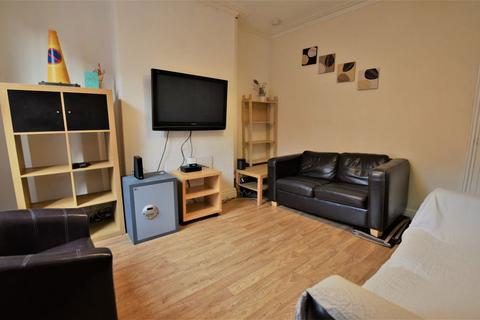 undefined, 28 Welton Place