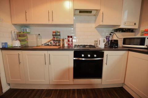 4 bedroom house to rent, St Annes Road