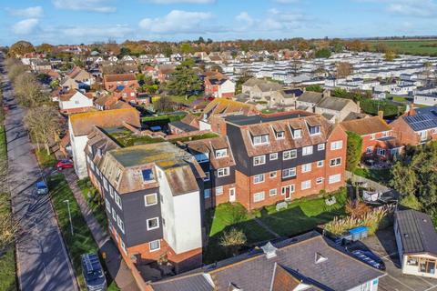 3 bedroom apartment to rent, Seaview Avenue, West Mersea