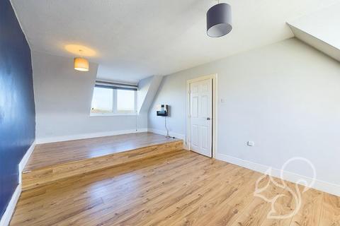 3 bedroom apartment to rent, Seaview Avenue, West Mersea