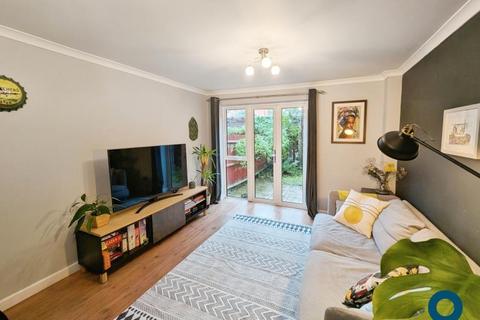 2 bedroom flat to rent, Canada Way, Bristol BS1