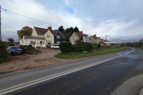 3 bedroom semi-detached house for sale, 5 Bridgnorth Road, Trescott, Wolverhampton, West Midlands, WV6 7EU