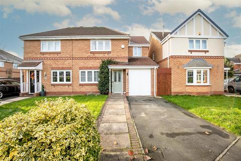 3 bedroom semi-detached house for sale, Kerscott Road, Manchester