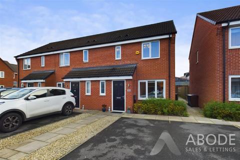 3 bedroom end of terrace house for sale, Upton Drive, Burton-On-Trent DE14