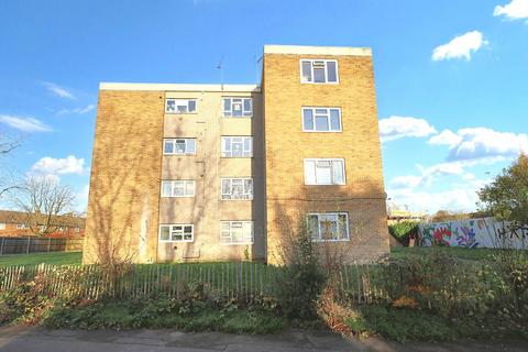 2 bedroom flat for sale, 16 Woodleys, Harefield, Harlow