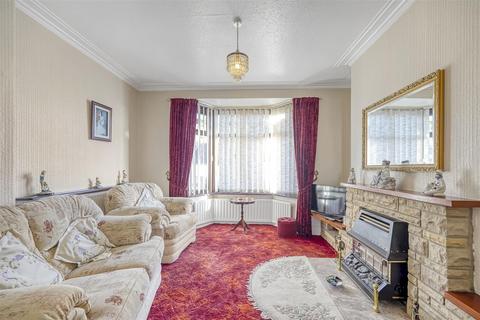 3 bedroom semi-detached house for sale, Courtlands Road, Darlington