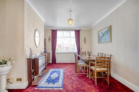 3 bedroom semi-detached house for sale, Courtlands Road, Darlington