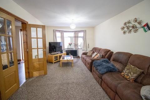 3 bedroom semi-detached house for sale, Beatty Road, North Evington