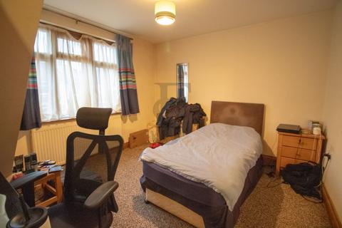 1 Beatty Road, Leicester, LE5 4AB