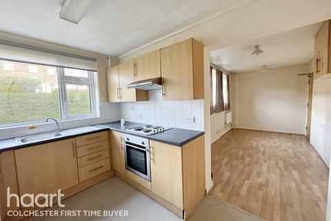 4 bedroom apartment for sale, Avon Way, Colchester