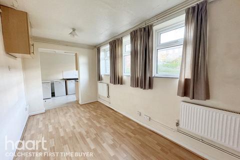 4 bedroom apartment for sale, Avon Way, Colchester