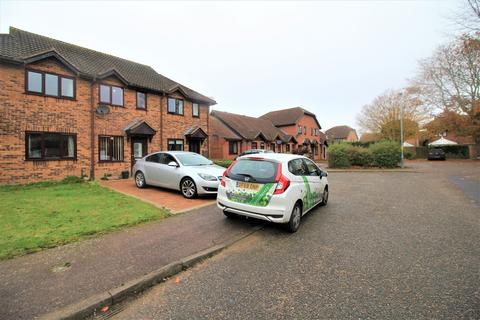 2 bedroom terraced house to rent, Riverdene Mews, Taverham NR8