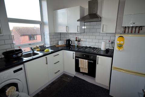 2 bedroom flat to rent, Furze Court, CA1