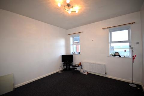 2 bedroom flat to rent, Furze Court, CA1