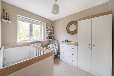25 Equine Way, Chinnor, OX39 4GB