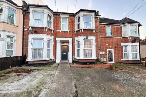 1 bedroom flat to rent, Belgrave Road, London, IG1