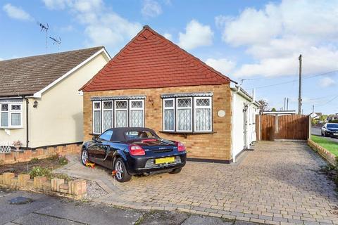 2 bedroom detached bungalow for sale, Delmar Gardens, Wickford, Essex