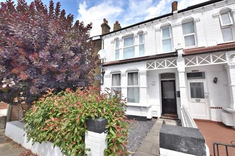 1 bedroom ground floor flat for sale, Elmdale Road, London, Greater London. N13