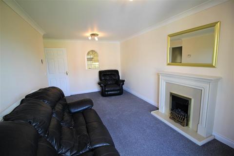 2 bedroom apartment to rent, Wallace Court, The Dell