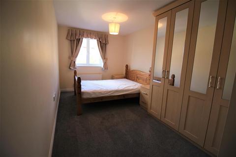 2 bedroom apartment to rent, Wallace Court, The Dell