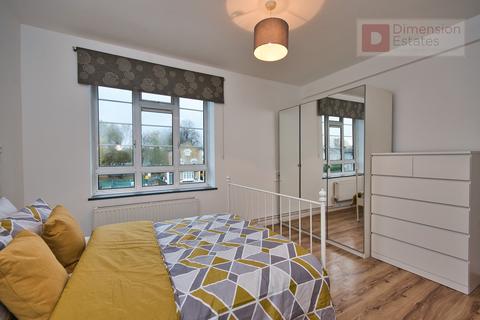 2 bedroom terraced house to rent, Kingsmead House, Homerton Road, London, E9